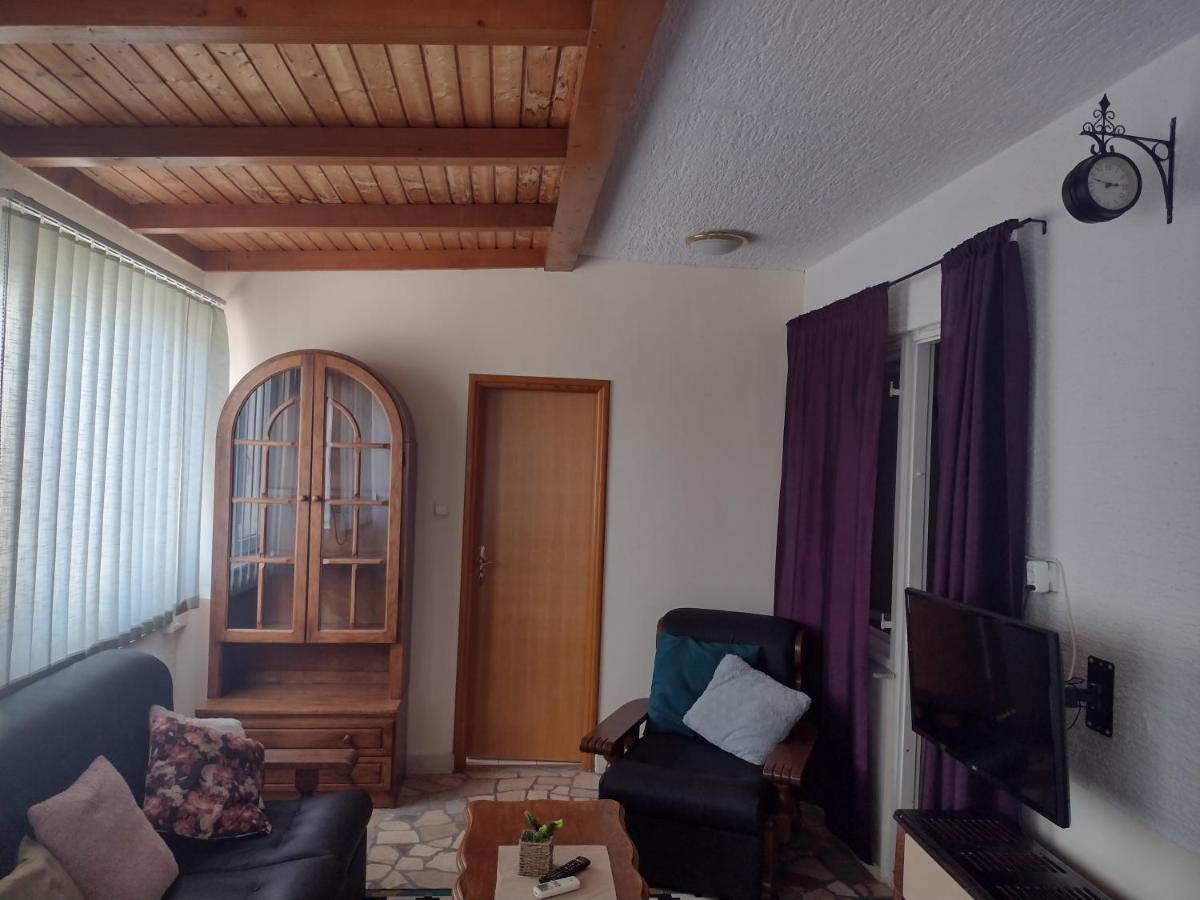 Apartments Vita Novi Vinodolski Kültér fotó