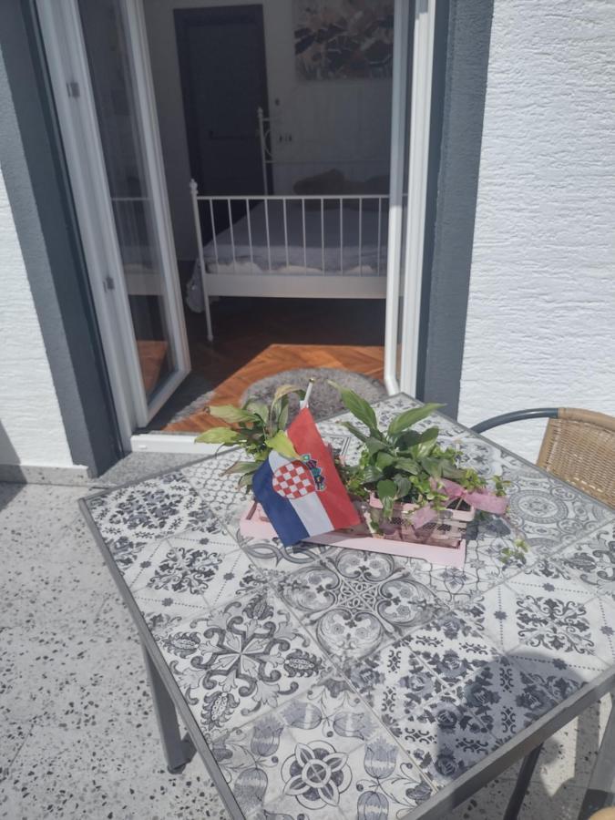 Apartments Vita Novi Vinodolski Kültér fotó