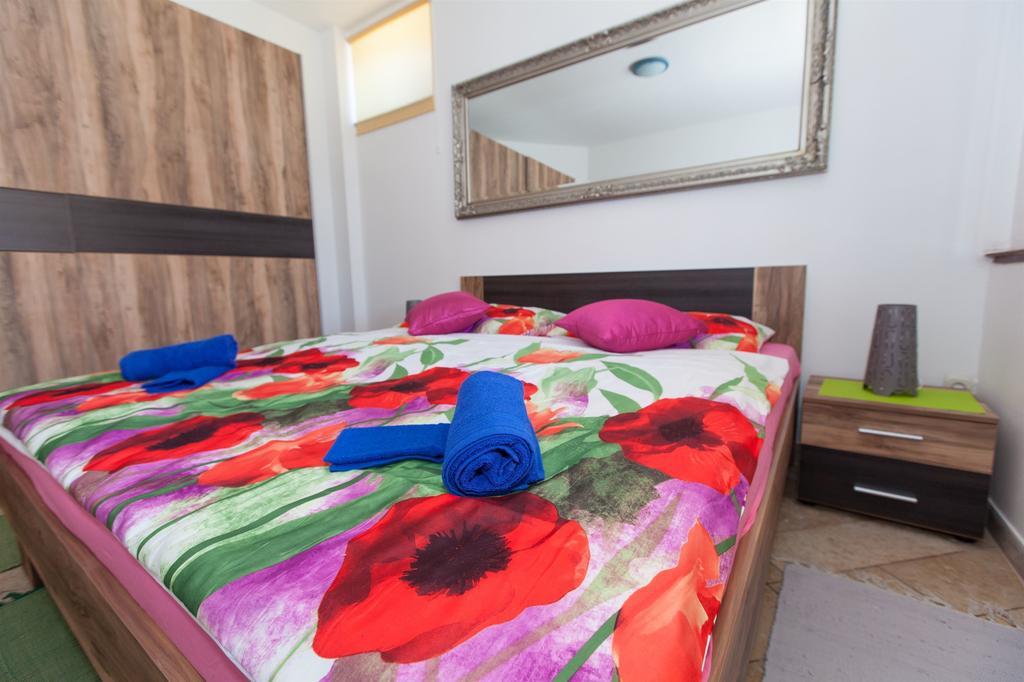 Apartments Vita Novi Vinodolski Szoba fotó